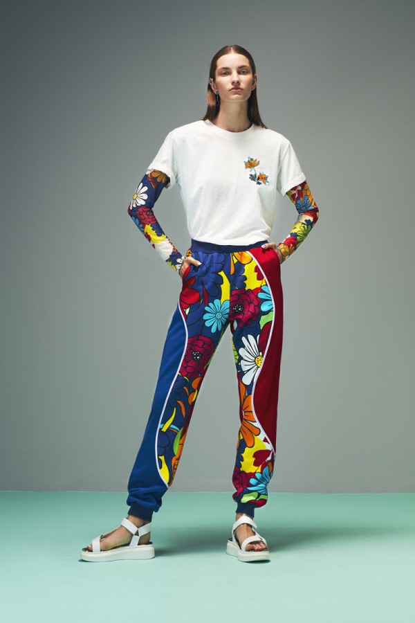 Karlie Embroidered T-shirt HOVER